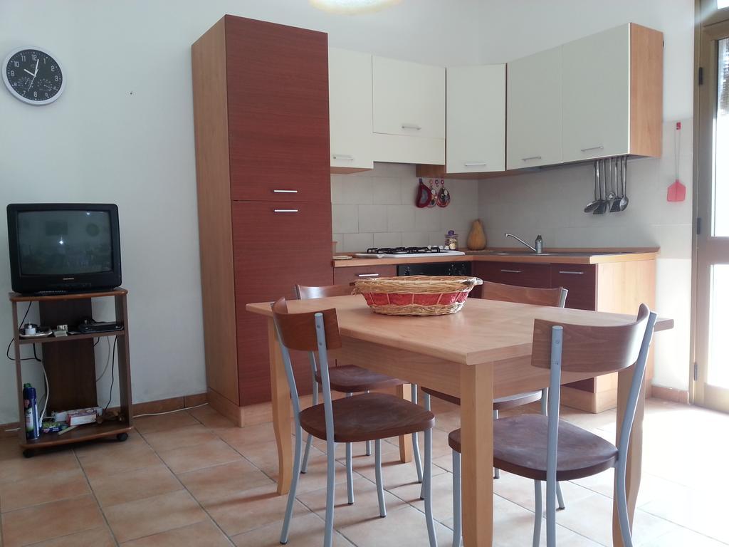 Casa Vacanze Torre Lapillo Exterior photo
