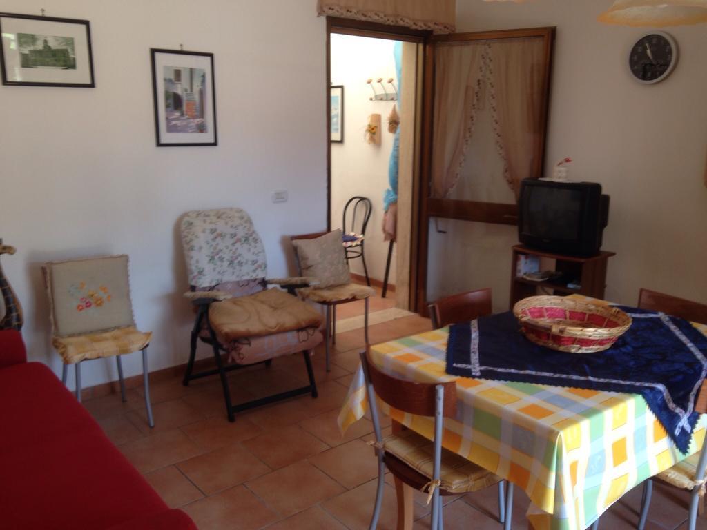 Casa Vacanze Torre Lapillo Exterior photo